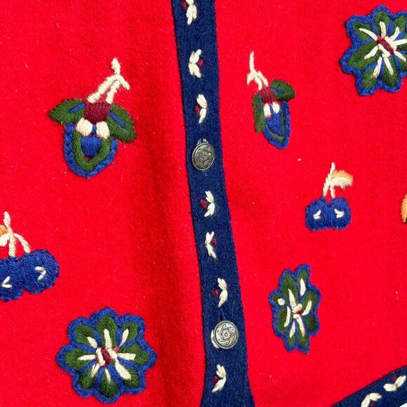Erika Classics Wool Blend Vest Womens Sz L Metal Button Red Floral Embroidery - Picture 4 of 11